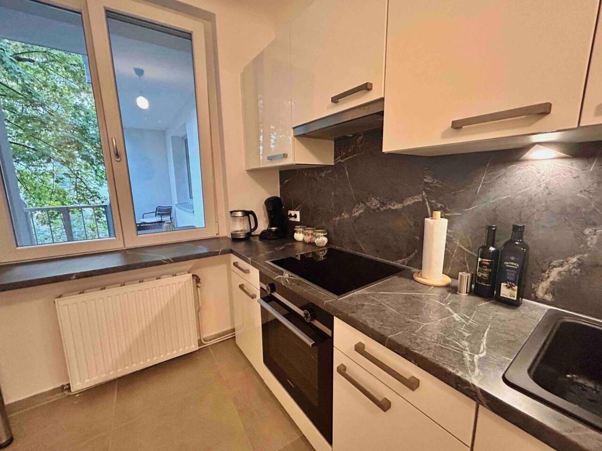 Urbaner Charme: Stilvolles Wohnen Im Herzen Wiens Kültér fotó