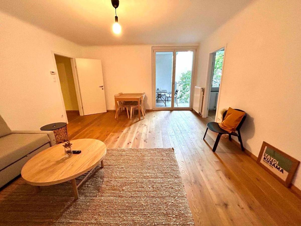 Urbaner Charme: Stilvolles Wohnen Im Herzen Wiens Kültér fotó
